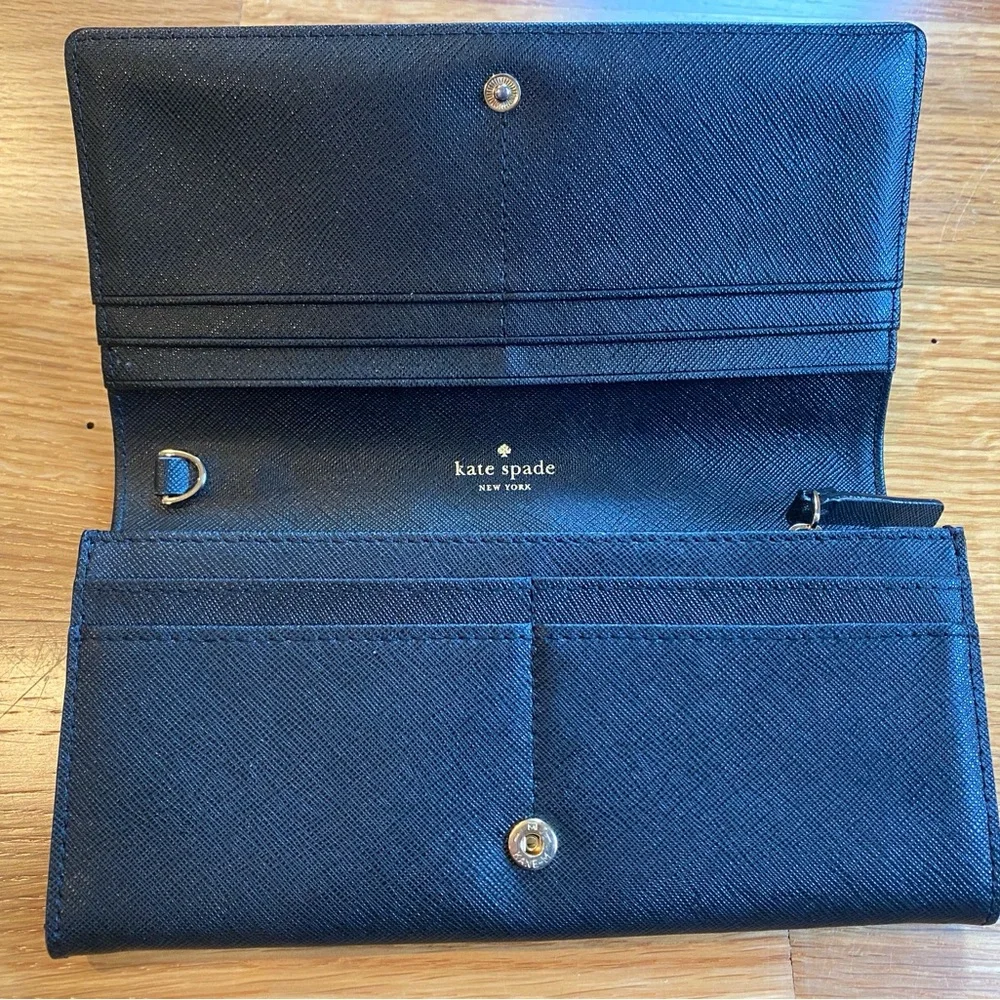 Kate Spade Bow Wallet - Picture 3 of 5